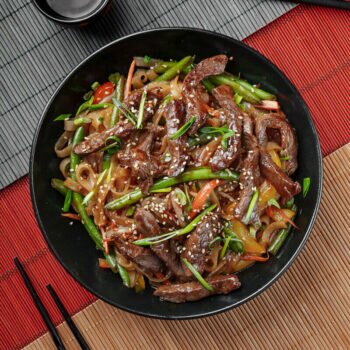 Рисовая лапша с телятиной